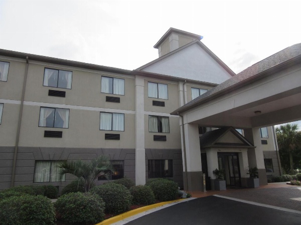 Baymont by Wyndham Columbia Fort Jackson image 1