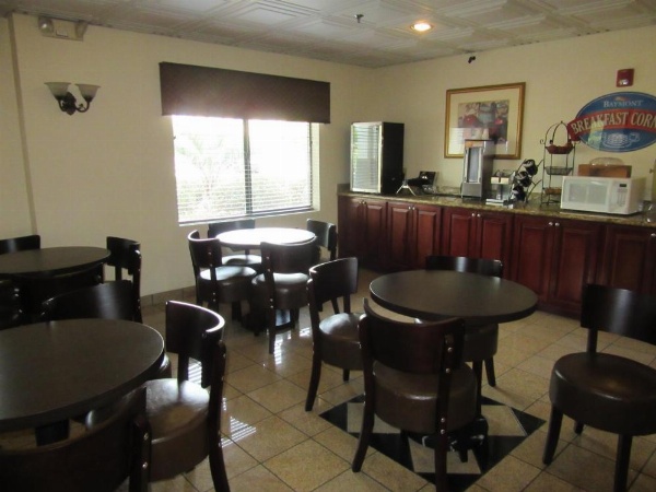 Baymont by Wyndham Columbia Fort Jackson image 9